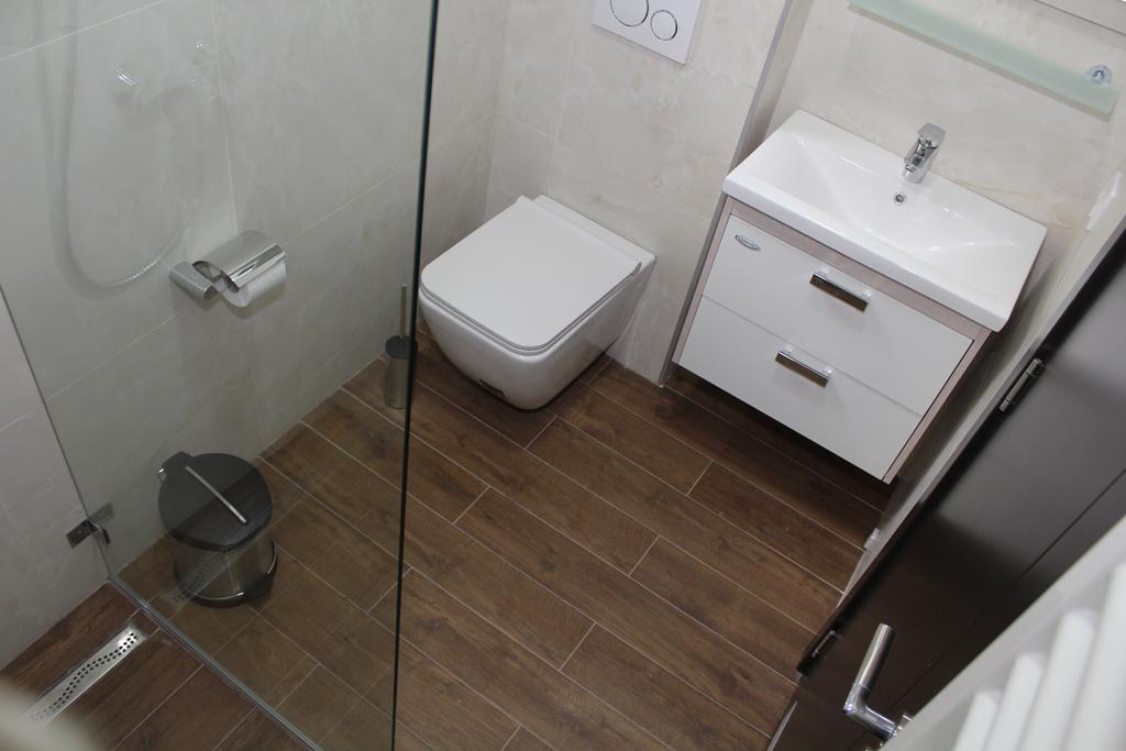 Wake Up Apartments And Rooms เบลเกรด ภายนอก รูปภาพ