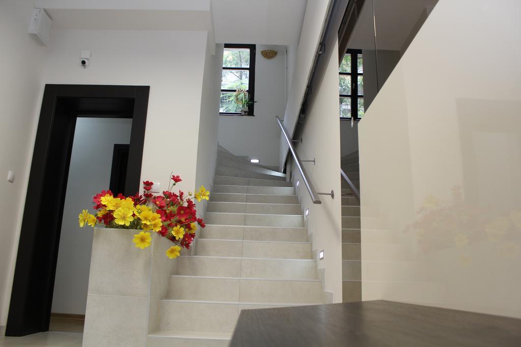 Wake Up Apartments And Rooms เบลเกรด ภายนอก รูปภาพ