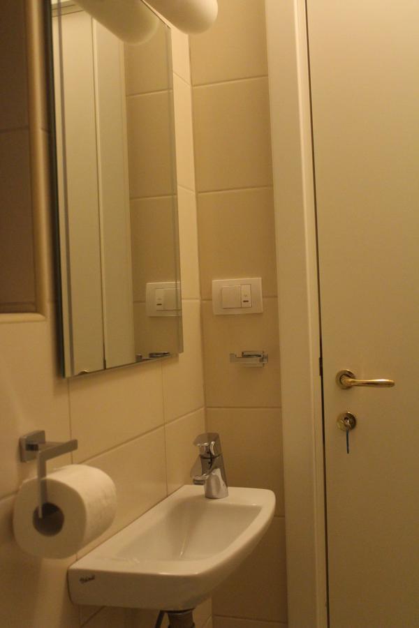 Wake Up Apartments And Rooms เบลเกรด ภายนอก รูปภาพ