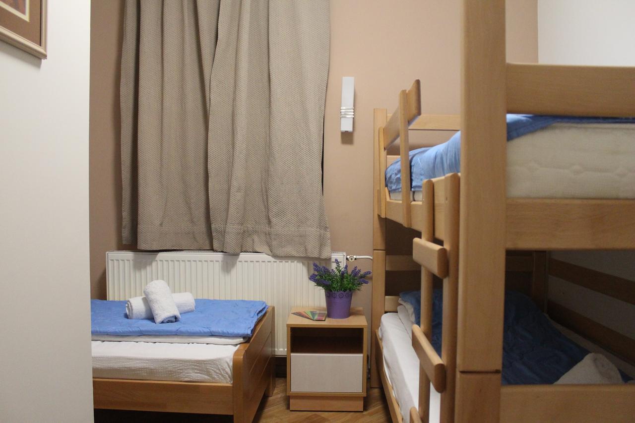 Wake Up Apartments And Rooms เบลเกรด ภายนอก รูปภาพ